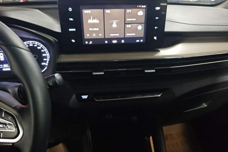 Used Geely Auto Vision X3 2021 PRO 1.5L CVT Deluxe Model