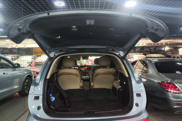 Used Hima AITO M7 2022 1.5T Four-Wheel Drive Luxury Edition
