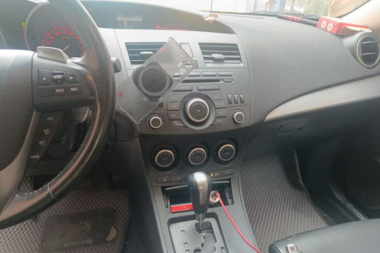 Used Mazda 3 2011 Sedan 2.0L Automatic Luxury Model
