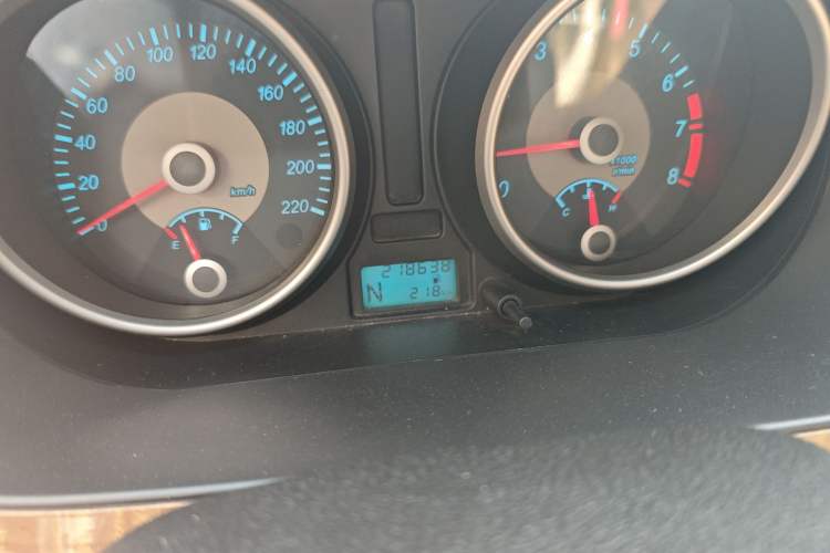 Used Buick Excelle 2015 1.5L Automatic Classic Model
