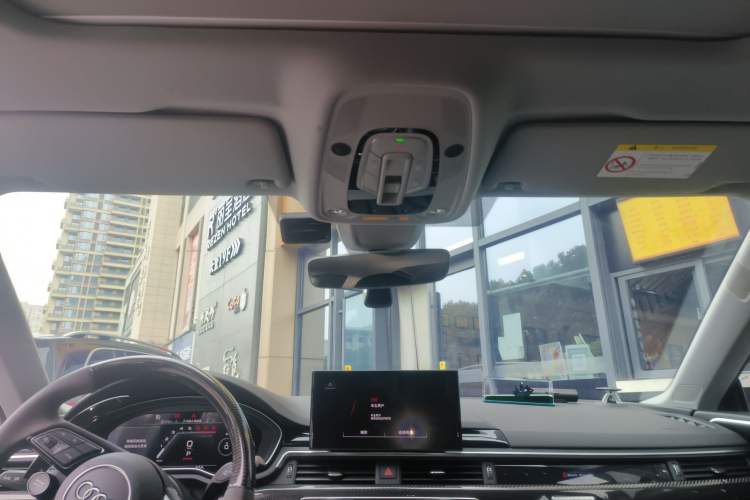 Used Audi A5 2023 Sportback 40 TFSI quattro Luxury Dynamic Edition Headliner