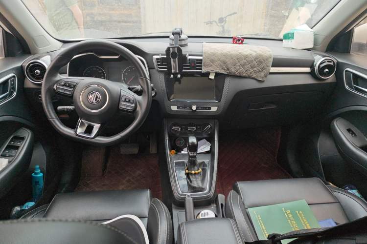 Used MG ZS 2018 1.5L Automatic Luxury Edition China V Standard Center Console