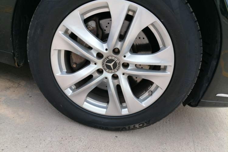 Used Mercedes-Benz S-Class 2012 S 300 L Business Standard Model
