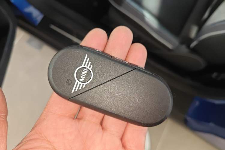 Used MINI Electric MINI COOPER 2024 452km COOPER SE Artist
