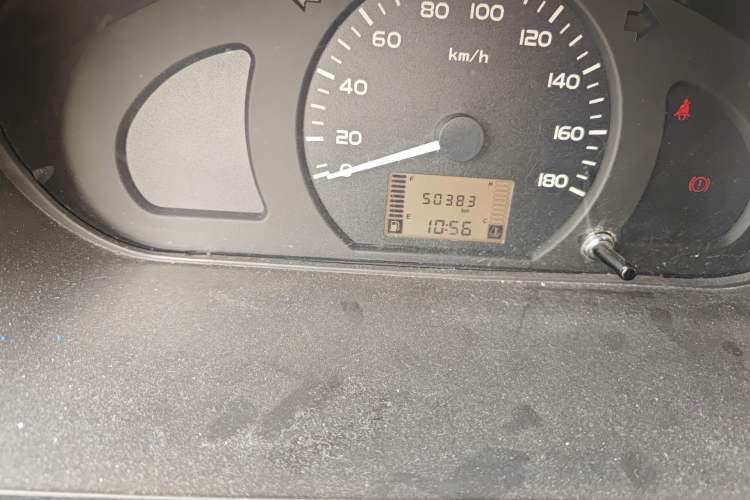 Used Wuling Rongguang 2019 1.5L Extended Basic Version Odometer Close Up