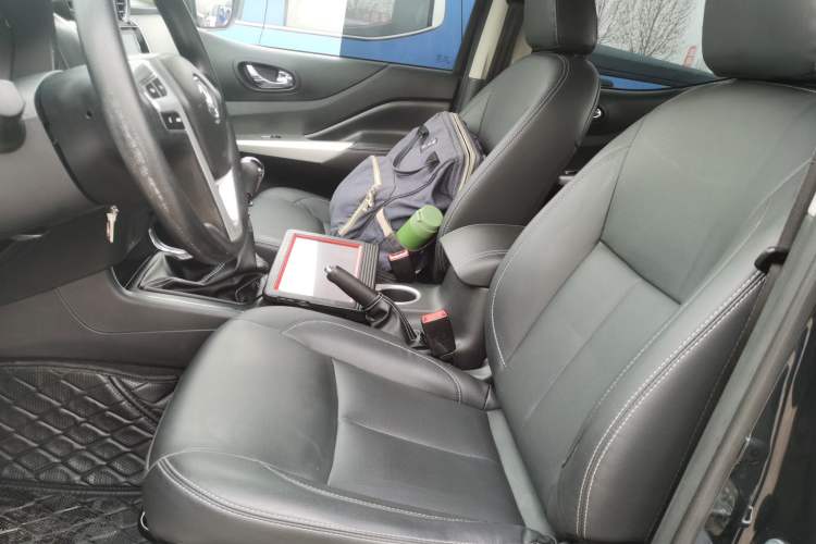 Used Dongfeng Ruichi 6 2021 2.3T Manual Two-Wheel Drive Diesel Standard Version with Flat-Base Long Cargo Bed M9T
