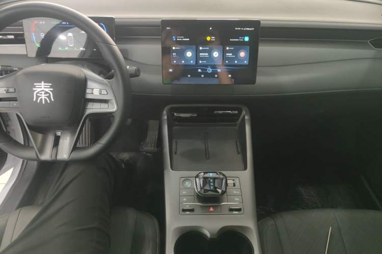 Used BYD Qin PLUS 2025 DM-i Smart Drive 55KM Leading Model
