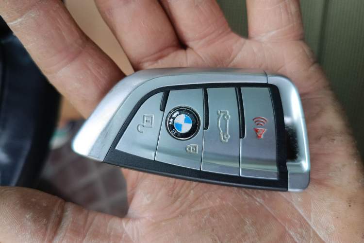 Used BMW 6 Series 2012 640i two-door coupe
