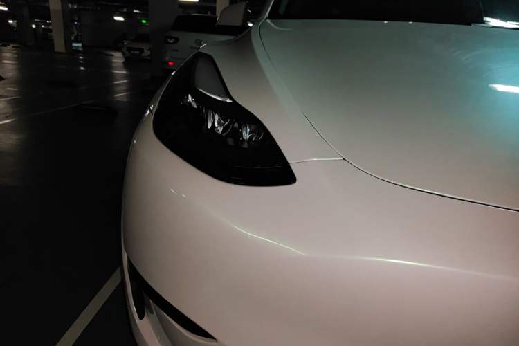 Used Tesla Model Y 2024 Rear-Wheel-Drive Version Right Front Headlight