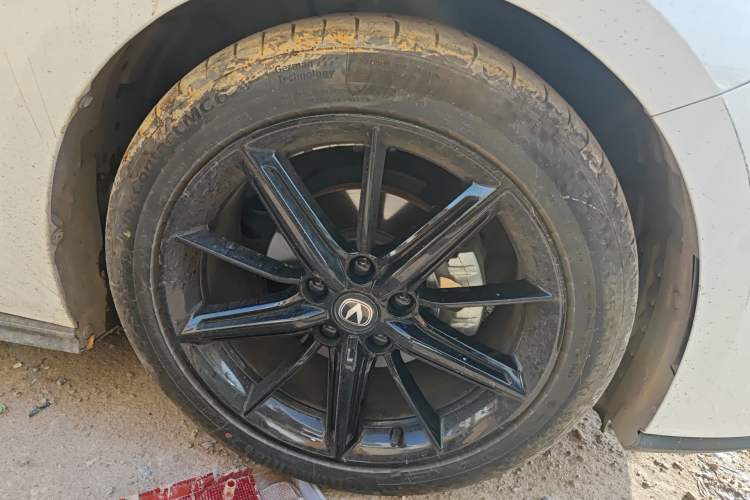 Used CHANGAN UNI-V 2022 1.5T Prestige Version
