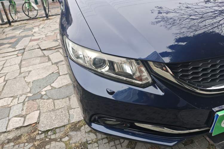 Used Honda Civic 2014 1.8L automatic luxury edition Right Front Headlight