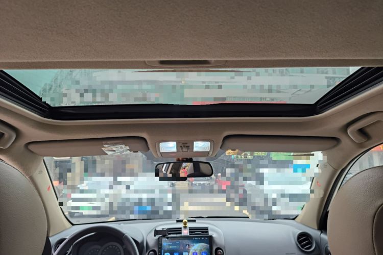 Used Toyota RAV4 2011 2.0L Automatic Luxury Edition
