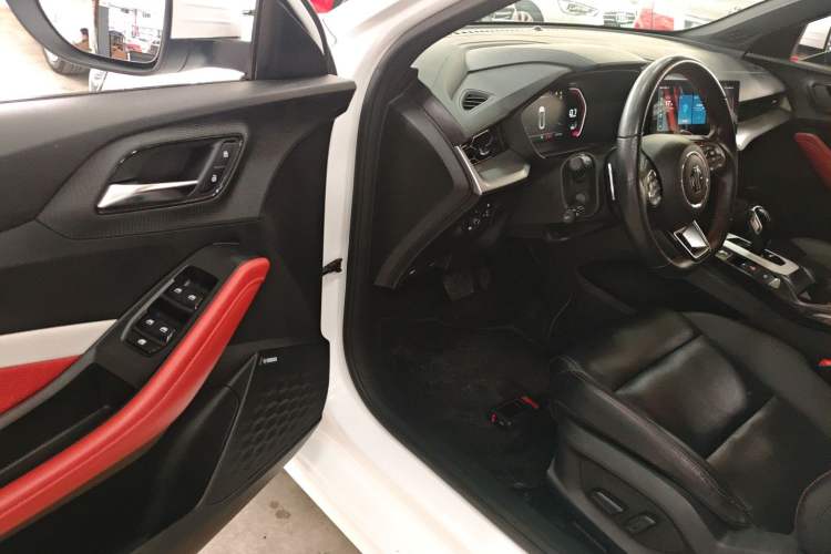 Used MG 5 2021 300TGI DCT Luxury Flagship Edition