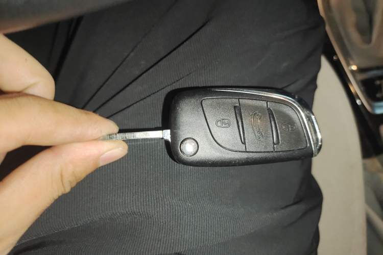 Used Citroen C5 2014 2.0L Automatic Zunyue Model