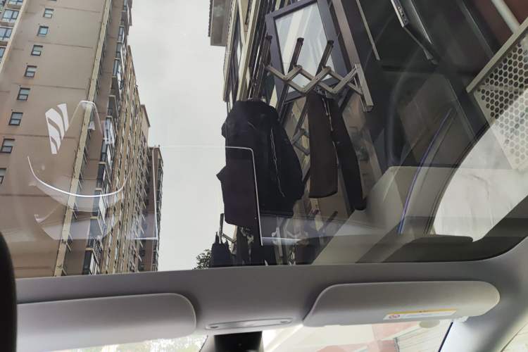 Used Tesla Model Y 2025 Rear-Wheel-Drive Version
