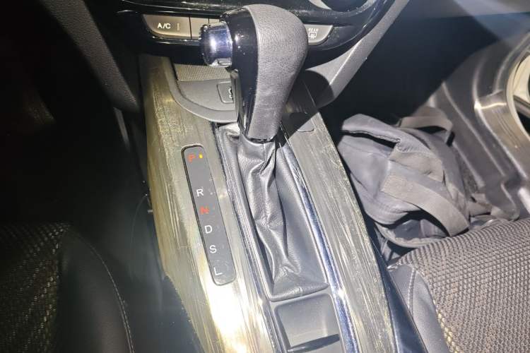 Used Honda XR-V 2015 1.8L EXi CVT Comfort Version