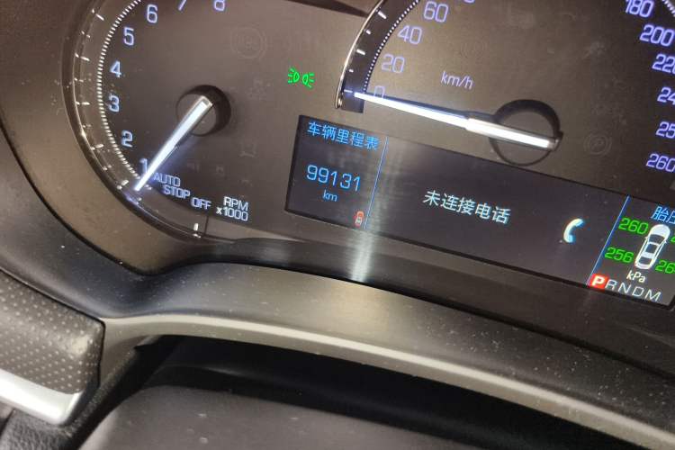 Used Cadillac XTS 2018 28T Tech Edition Odometer Close Up