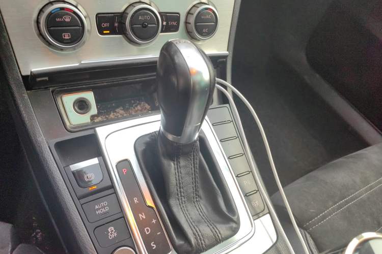 Used Volkswagen FAW-Volkswagen CC 2013 1.8TSI Luxury Model
