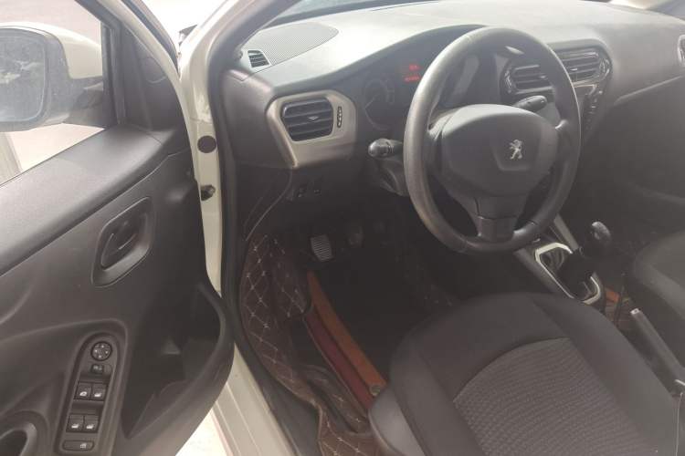 Used Peugeot 301 2016 1.6L Manual Comfort Edition
