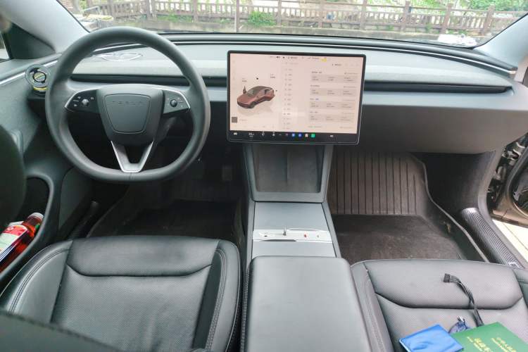 Used Tesla Model 3 2023 Rear-Wheel-Drive Version Center Console