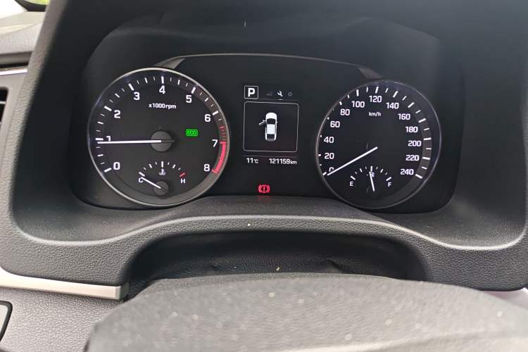 Used Hyundai Elantra (6th Generation / Lingdong) 2016 1.6L Automatic ZhiXuan – Elite Version
