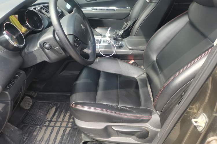 Used Peugeot 3008 2016 1.6THP Automatic Classic Edition Left Front Seat