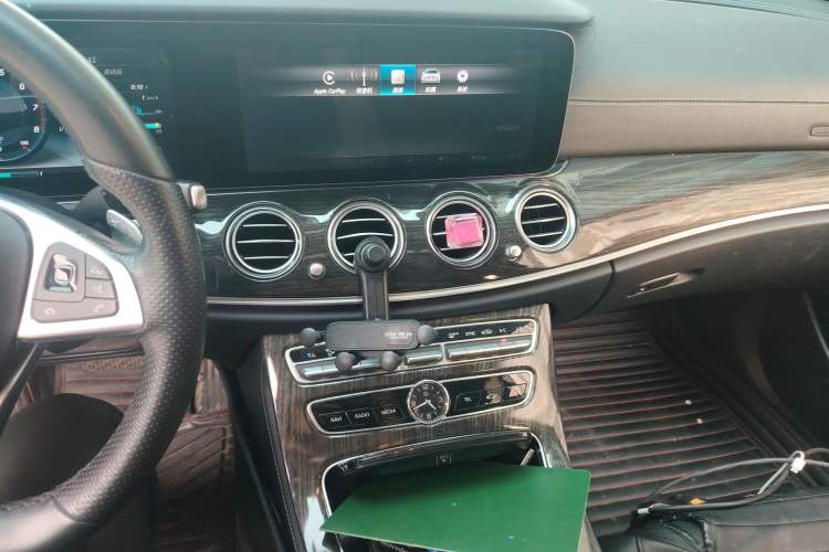 Used Mercedes-Benz E-Class 2016 E 200 L Sport Edition Audio And AC Panel