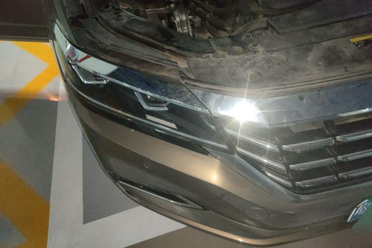 Used Volkswagen Passat 2019 330TSI Elite Edition China V Standard Right Front Headlight