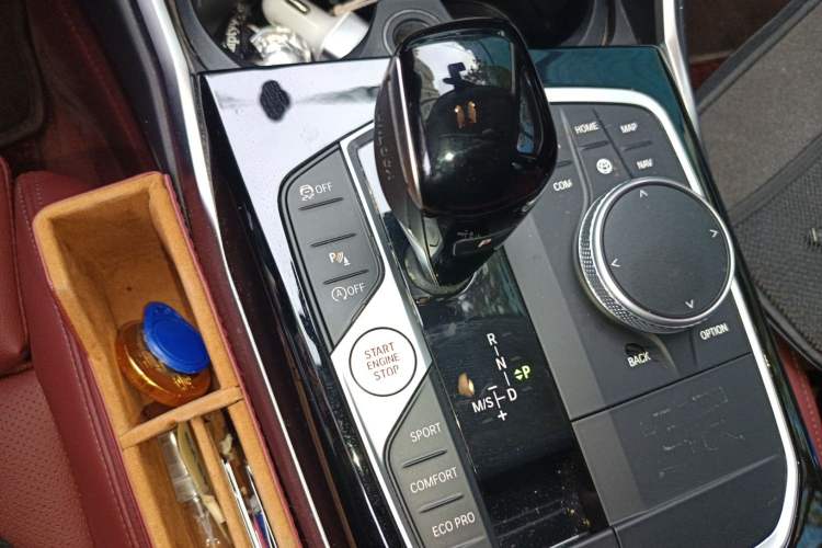 Used BMW 3 Series 2022 320i Sport Package Gear Lever