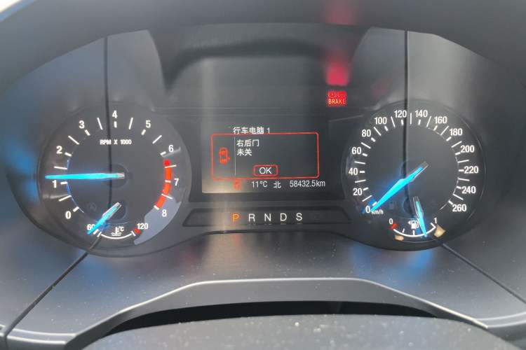 Used Ford Edge 2017 EcoBoost 245 Two-Drive Platinum Edition 5 Seats
