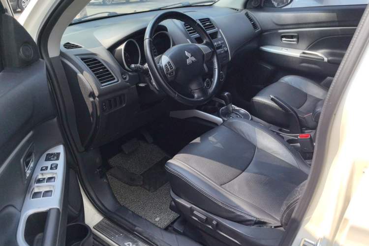 Used Mitsubishi ASX 2013 2.0L CVT Two-Wheel Drive Luxury Edition