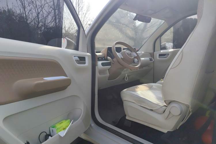 Used Wuling Hongguang MINIEV 2024 3rd Generation 215km Advanced Version