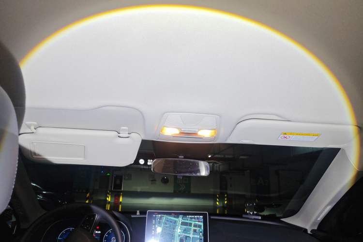 Used Hongqi E-QM5 2024 610 km PLUS
