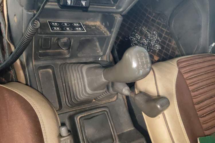 Used Leopaard Q6 2014 2.4L Four-Wheel Drive Version