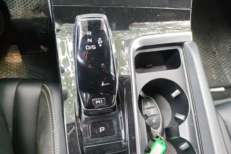 Used Bestune B70S 2022 2.0T War God King Gear Lever