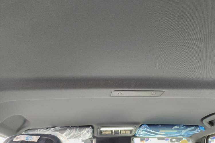 Used iCAR V23 2025 401 Two-Wheel Drive Advanced Edition Headliner