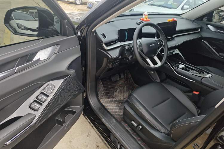 Used Haval H6 2024 1.5T Two-Wheel-Drive Classic Edition