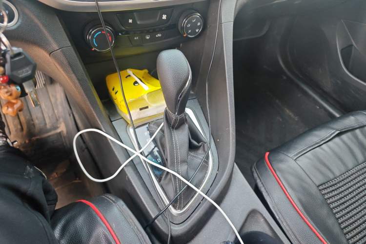 Used Buick GT 2021 Revised Version Flagship 1.5L Automatic Elite Edition Gear Lever