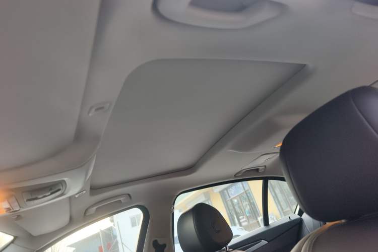 Used BMW 5 Series 2014 525Li Luxury Design Package