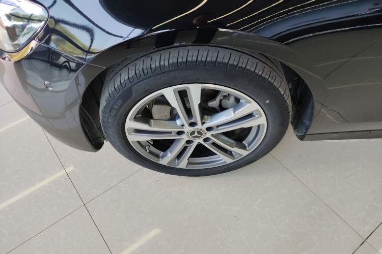 Used Mercedes-Benz E-Class 2022 Second Facelift E 260 L Sport Edition