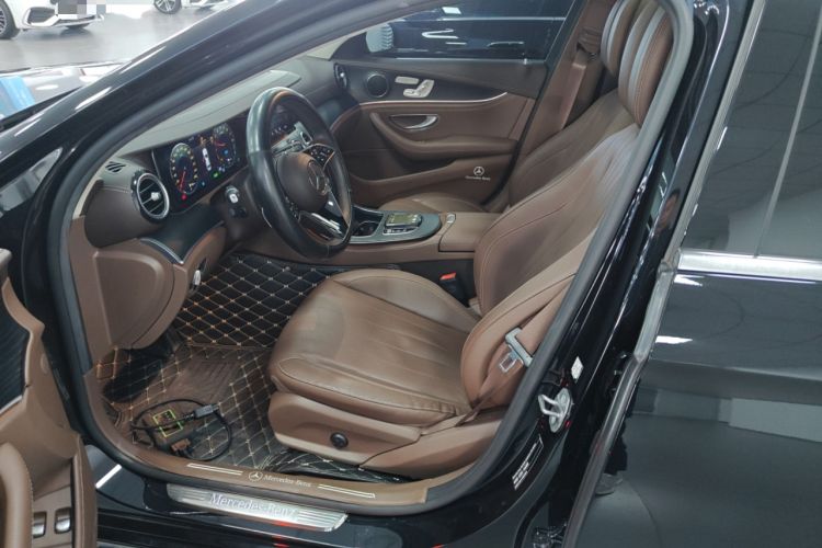 Used Mercedes-Benz E-Class New Energy 2022 E 350 e L Plug-in Hybrid Sedan Left Front Seat