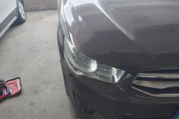 Used Citroen Elysee 2014 1.6L Manual Fashion Model CNG
