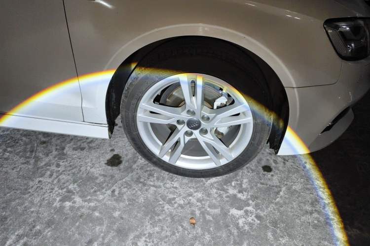 Used Audi A3 2019 Limousine 35 TFSI Fashion Edition China V standard Right Front Wheel Hub