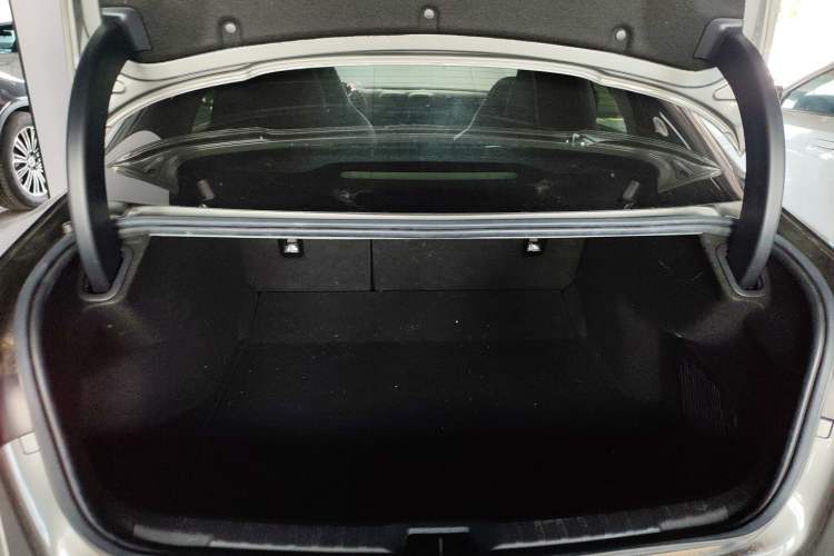 Used Lynk & Co 03 2022 1.5TD DCT JingPro Trunk