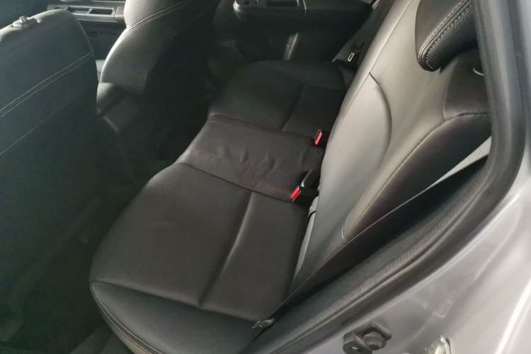 Used Subaru XV 2012 2.0i Elite Edition
