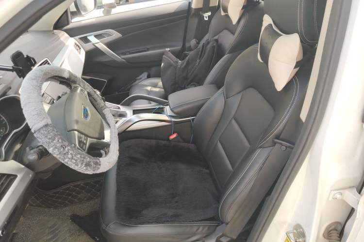 Used Geely Auto Emgrand X7 Sport 2016 1.8TD Automatic ZhiShang Model Left Front Seat