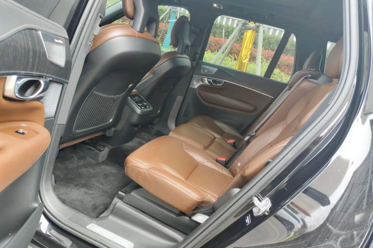 Used Volvo XC90 2021 B6 Luxury Smart Edition 7-Seater
