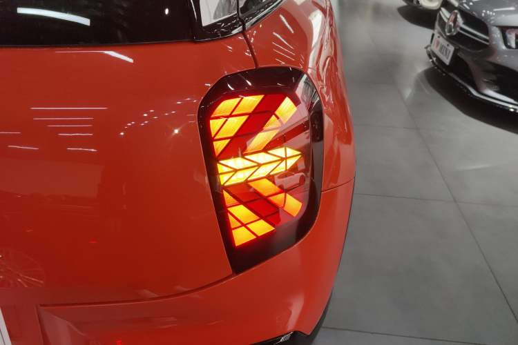 Used MINI Electric ACEMAN 2024 SE Racing Driver