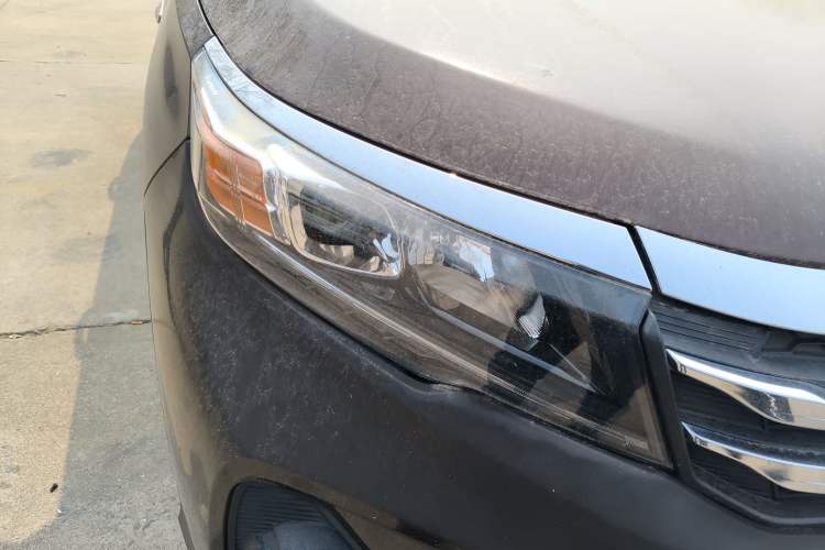 Used GAC Trumpchi GS3 2017 150N Automatic Elite Edition Right Front Headlight