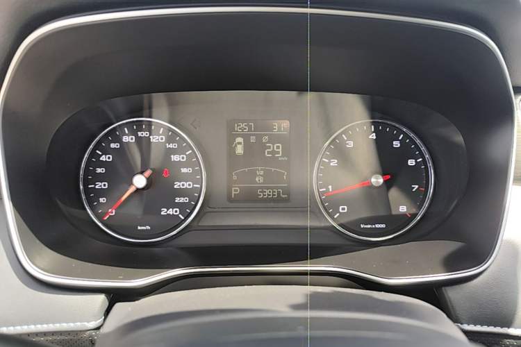 Used Roewe RX5 2022 330TGI Automatic National Style Edition Instrument Cluster